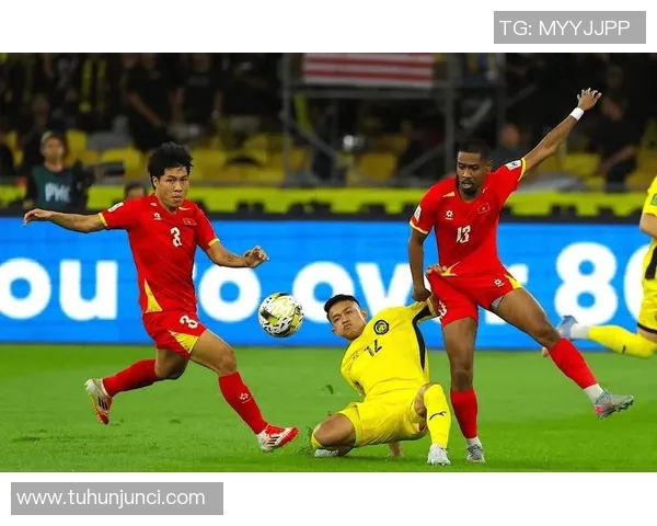 越南与中国足球比赛直播精彩瞬间回顾及赛后分析