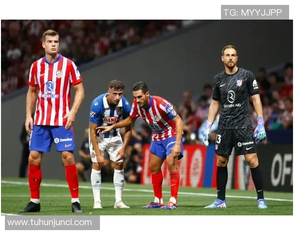 瓦伦西亚遭遇球队史上最长连败纪录,教练组或将面临重组 瓦伦西亚遭遇球队史上最长连败纪录,教练组或将面临重组