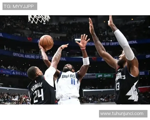 小牛队与篮网队激战11月30日精彩回顾与赛后分析