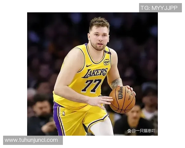 湖人对阵国王季前赛精彩直播全程回顾与分析