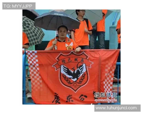 企鹅直播四川省足球比赛精彩瞬间全记录球迷热情助阵赛事盛况空前