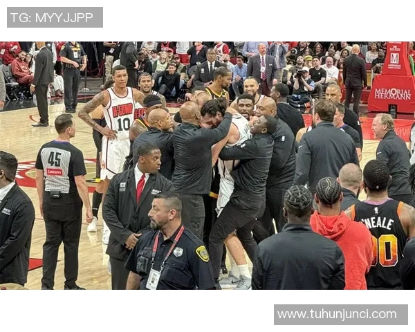 2018年火箭与热火精彩对决录像回顾及赛后分析